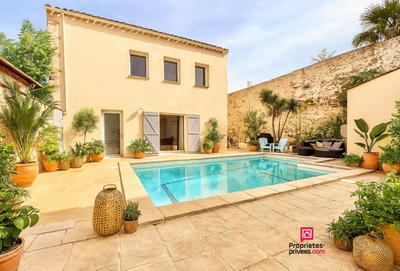 Maison - 340 m² - 10 pièces