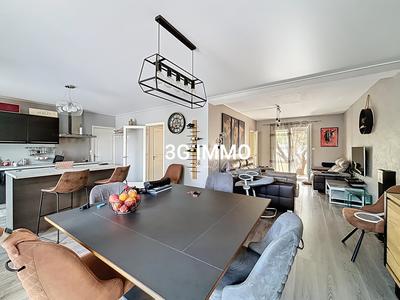 Maison - 134 m² - 5 pièces