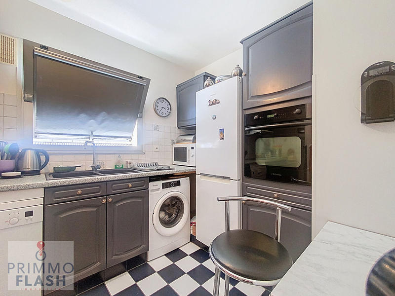 Appartement - 80 m² - 4 pièces