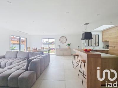 Maison - 106 m² - 4 pièces