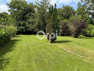 Terrain constructible - 929 m²