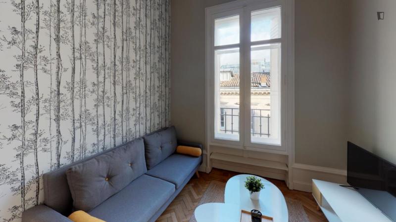 Chambre - 16 m² - 5 pièces