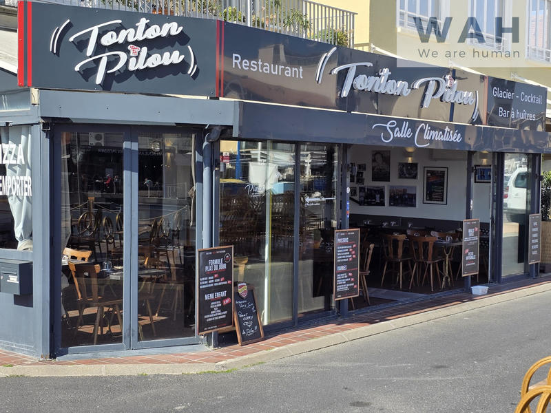 Fonds de commerce - Magasins - 90 m²