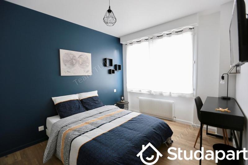 Chambre - 12 m² - 1 pièce