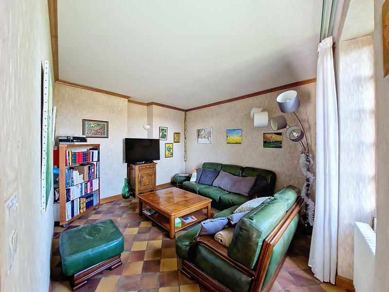 Maison - 206 m² - 7 pièces