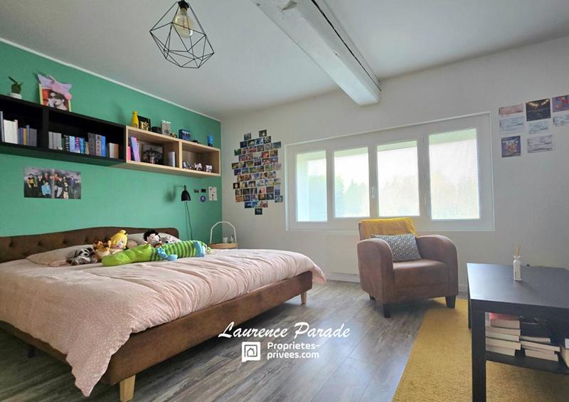 Maison - 162 m² - 7 pièces