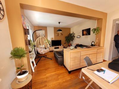 Maison - 160 m² - 7 pièces