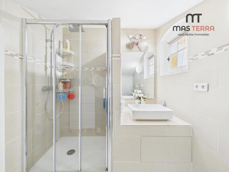 Villa - 171 m² - 7 pièces