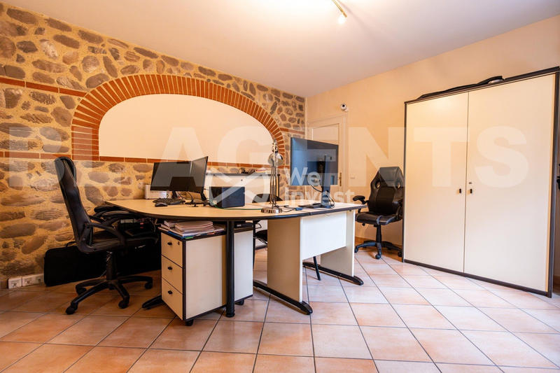 Maison - 291 m² - 10 pièces