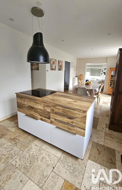 Maison - 97 m² - 5 pièces