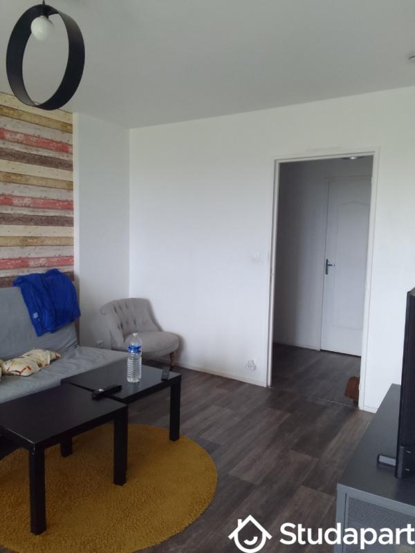 Chambre - 14 m² - 1 pièce