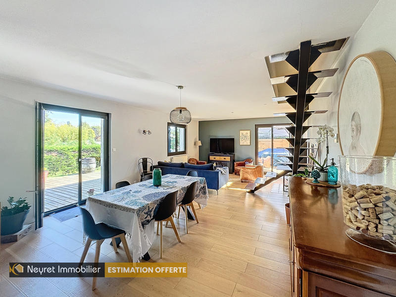 Maison - 160 m² - 7 pièces