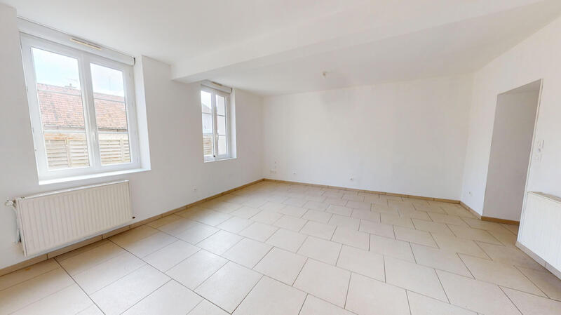 Maison - 95 m² - 4 pièces