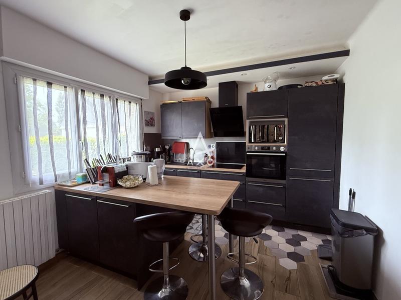 Maison - 132 m² - 7 pièces