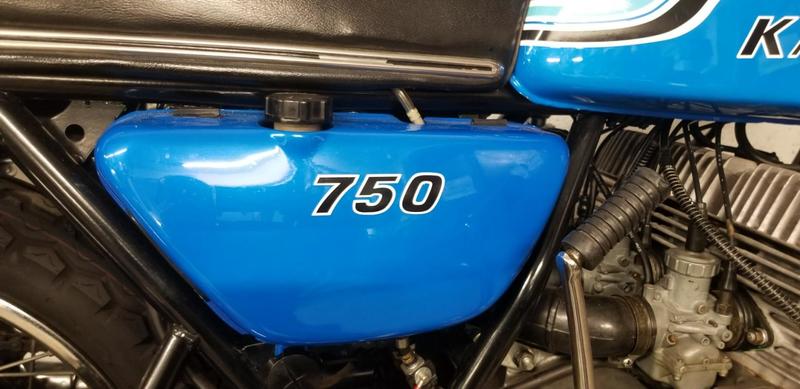 Kawasaki H2 750 kawasaki bleu 0750 687