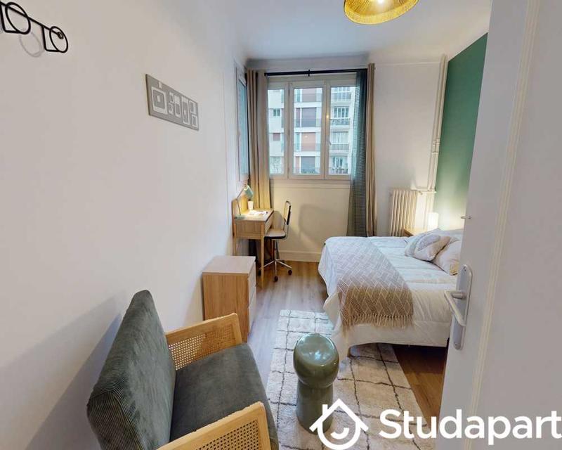 Chambre - 110 m² - 1 pièce