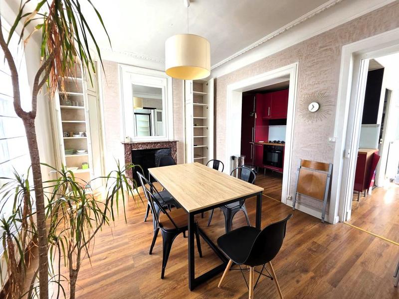 Appartement - 65 m² - 2 pièces