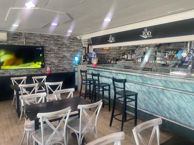 Fonds de commerce - 400 m²