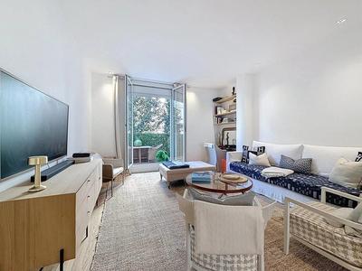 Appartement - 95 m² - 3 pièces