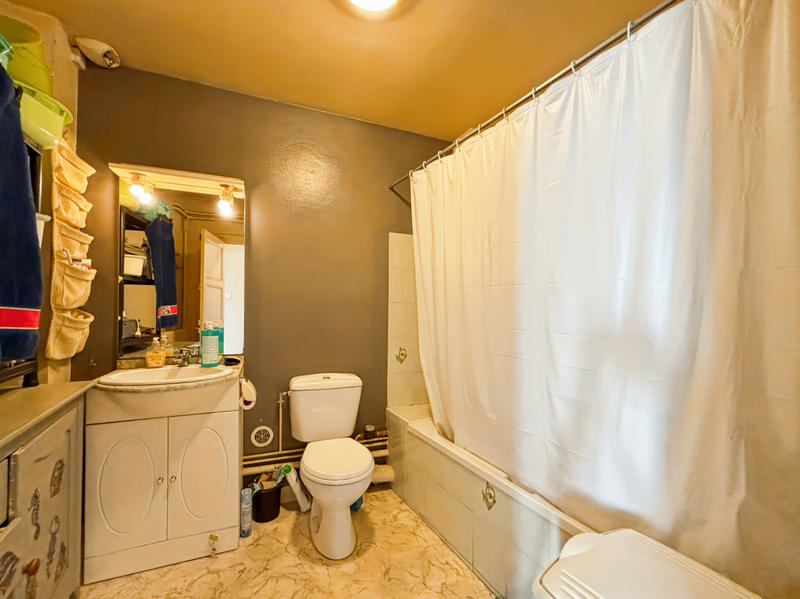 Immeuble - 209 m² - 12 pièces