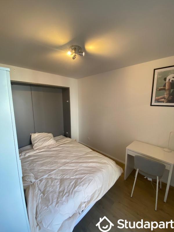 Chambre - 11 m² - 1 pièce