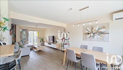 Maison - 97 m² - 5 pièces