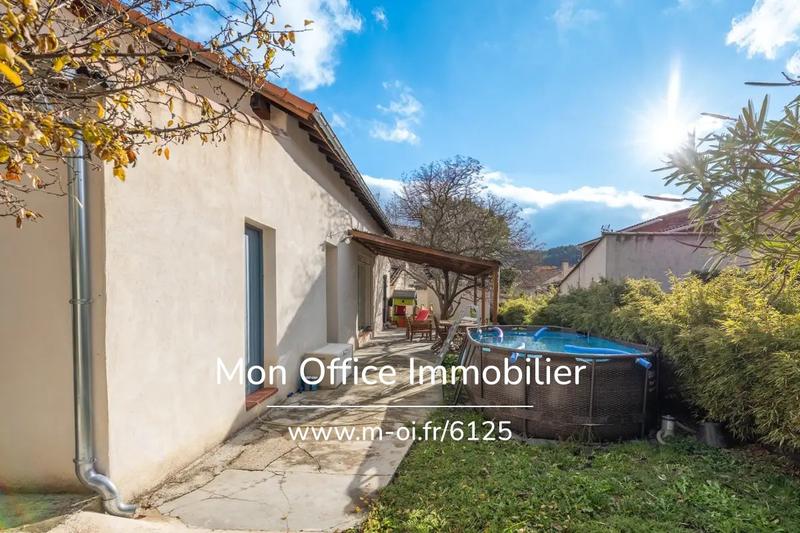 Maison - 144 m² - 5 pièces