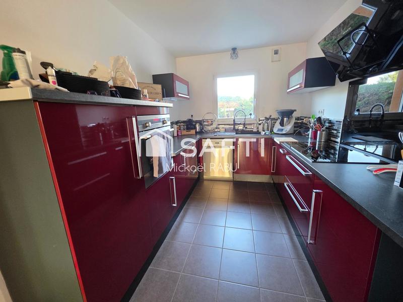 Maison - 137 m² - 5 pièces