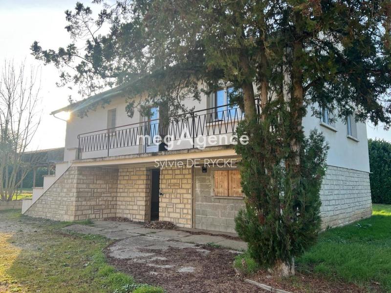 Maison - 162 m² - 8 pièces