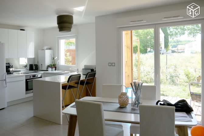 Maison - 80 m² - 4 pièces