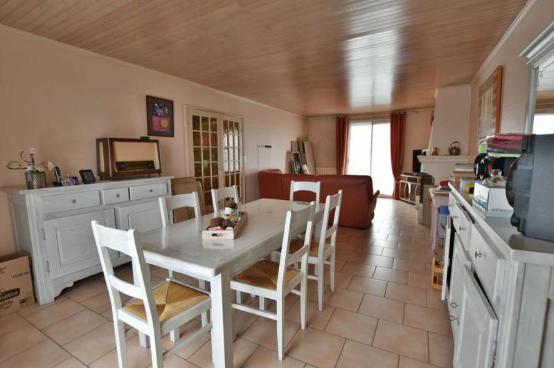 Maison - 101 m² - 5 pièces
