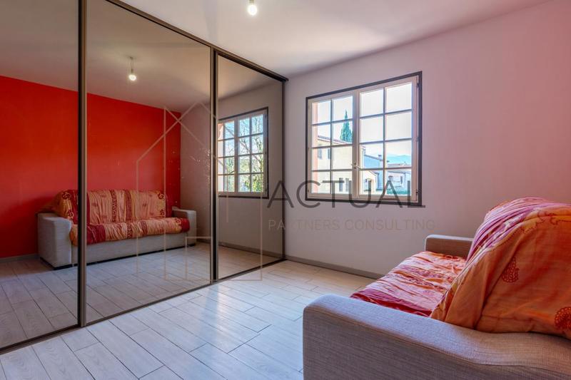 Maison - 173 m² - 5 pièces