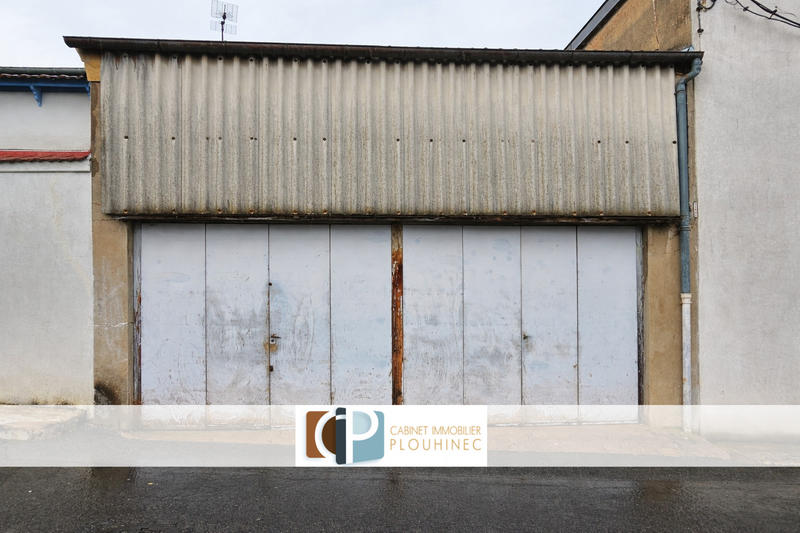 Parking / Garage - 83 m²