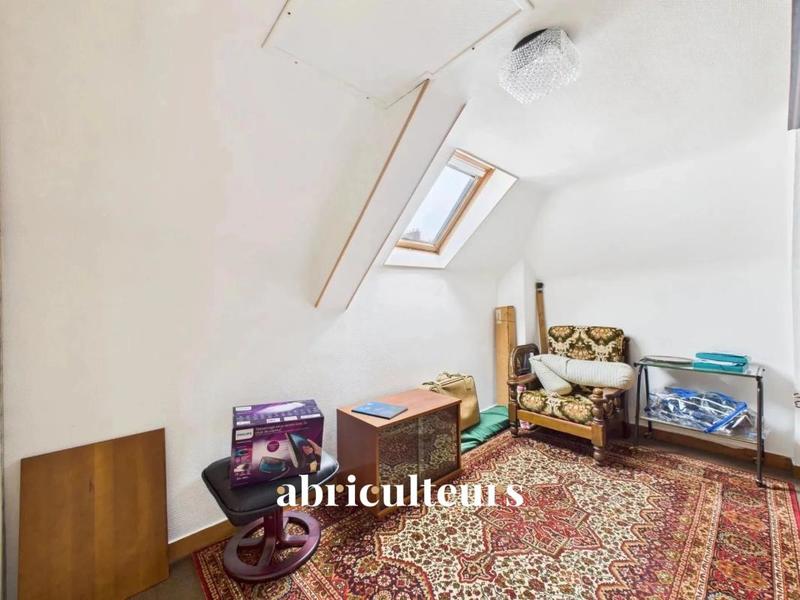 Maison ancienne - 111 m² - 5 pièces