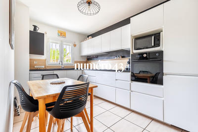 Maison ancienne - 117 m² - 4 pièces