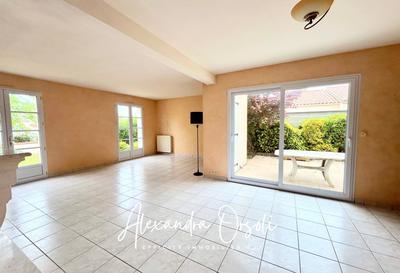 Maison - 115 m² - 6 pièces