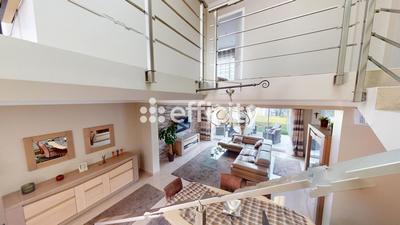 Maison - 235 m² - 6 pièces