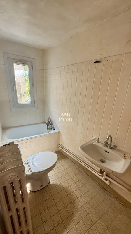 Immeuble - 84 m² - 5 pièces