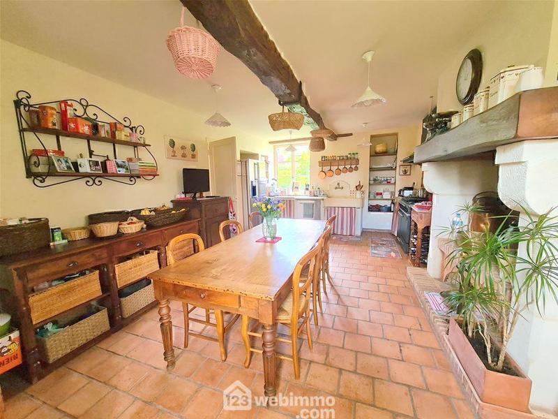 Maison - 190 m² - 7 pièces