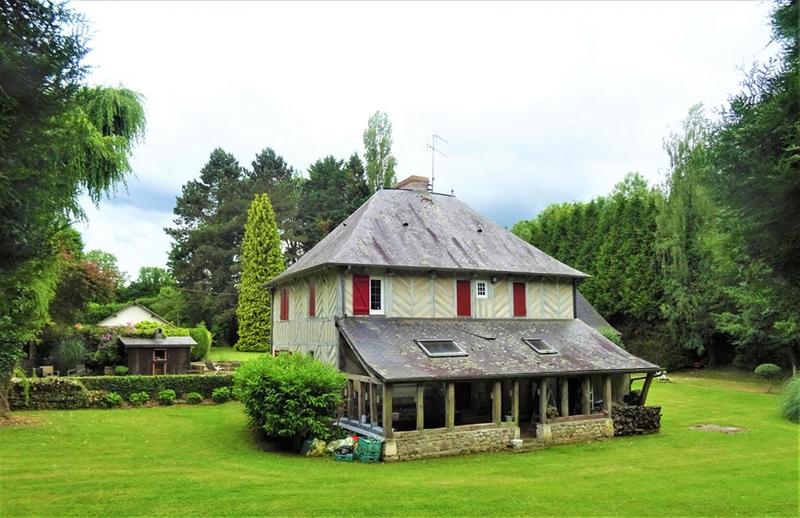 Maison - 193 m² - 6 pièces