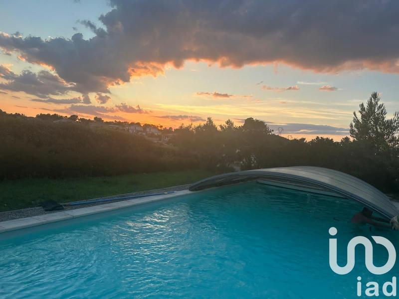 Maison - 236 m² - 7 pièces