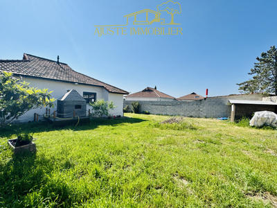 Maison - 96 m² - 4 pièces