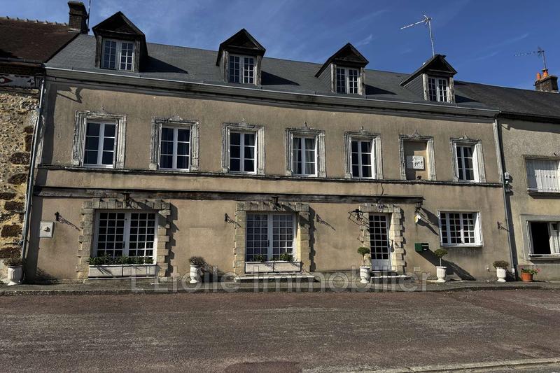 Maison - 169 m² - 10 pièces