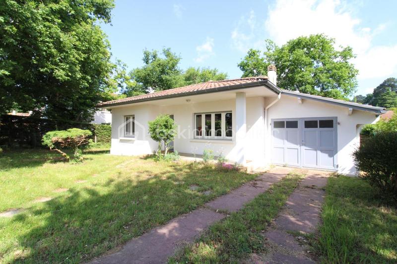 Maison - 100 m² - 4 pièces