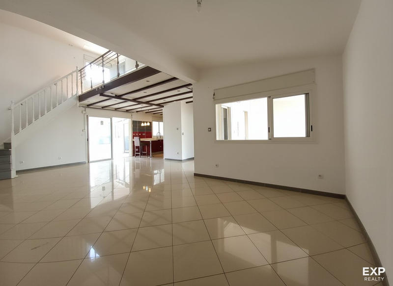 Villa - 181 m² - 4 pièces