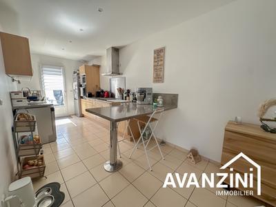 Maison - 95 m² - 4 pièces