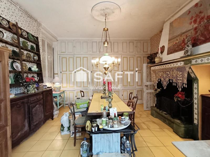 Château - 433 m² - 12 pièces