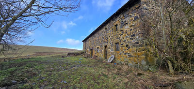Ferme - 500 m² - 2 pièces