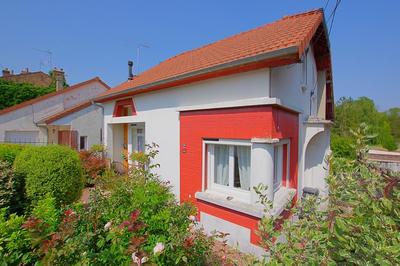 Maison - 91 m² - 5 pièces