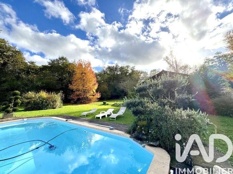 Maison - 155 m² - 7 pièces